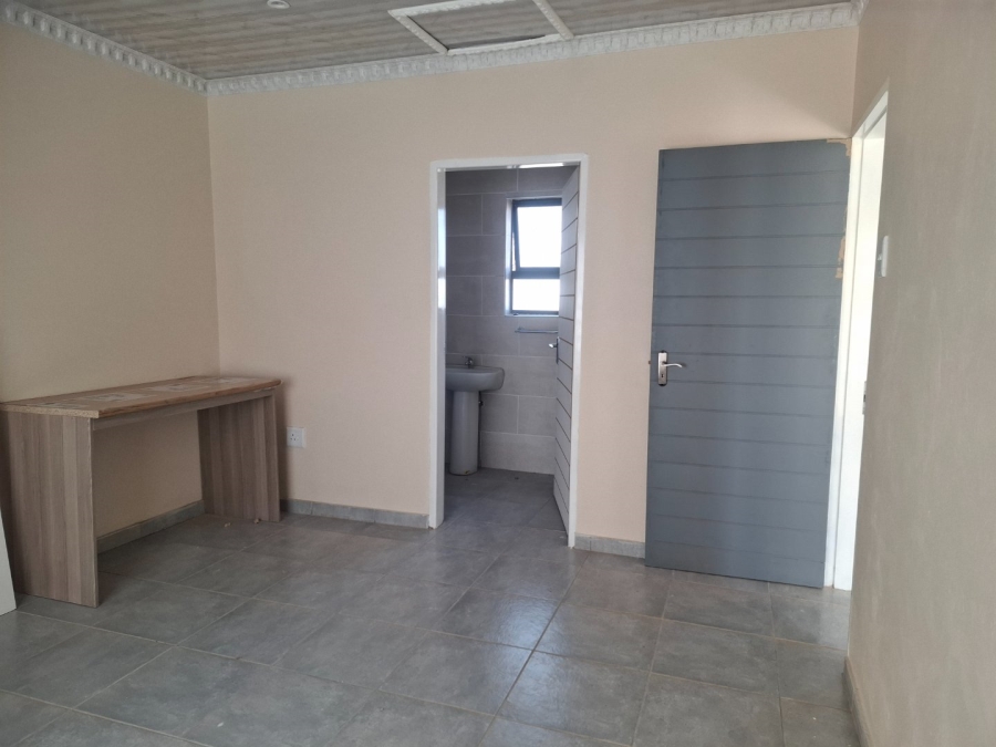 To Let 2 Bedroom Property for Rent in Kroonstad Central Free State